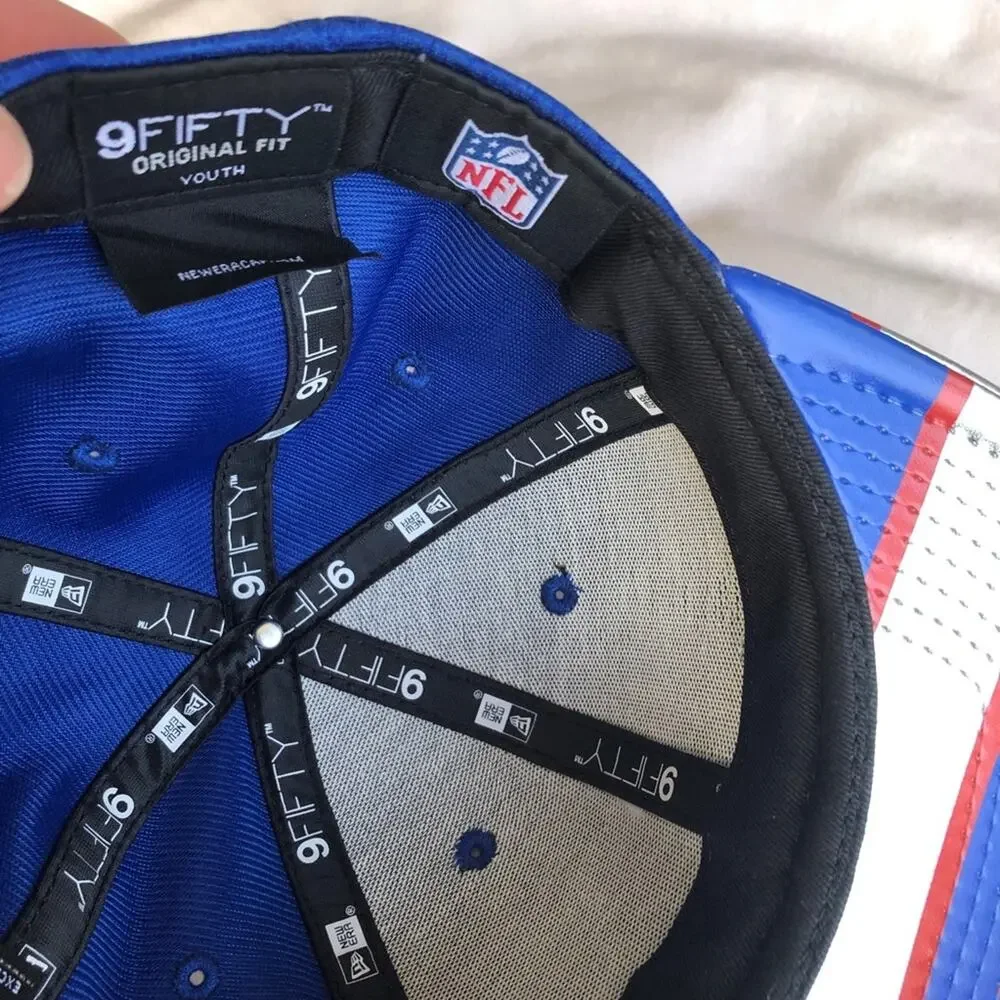 New York Giants Snapback Hat New Era Youth Limited Edition NY NFL Metallic READ